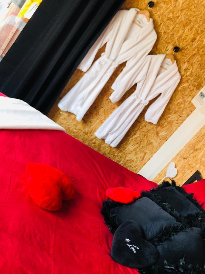 Mini Love Room Jacuzzi Privatif Urimenil Exterior foto