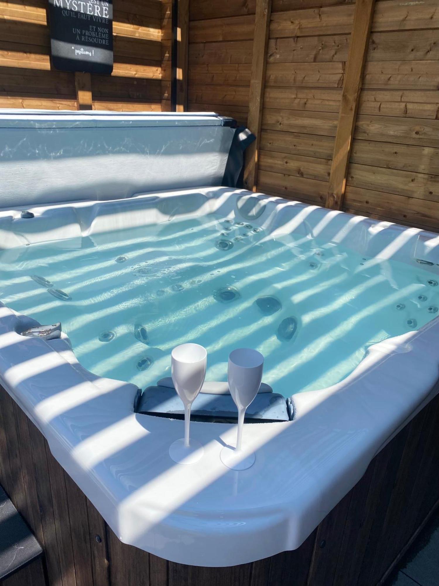 Mini Love Room Jacuzzi Privatif Urimenil Exterior foto